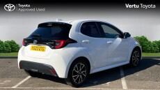 Toyota Yaris 1.5 Hybrid Design 5dr CVT Hybrid Hatchback